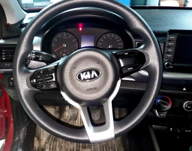 Kia Stonic - 13500 € / 26403.70 лв. - 15858077 12