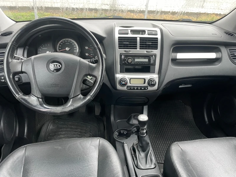 Kia Sportage CRDI, снимка 8 - Автомобили и джипове - 48758791