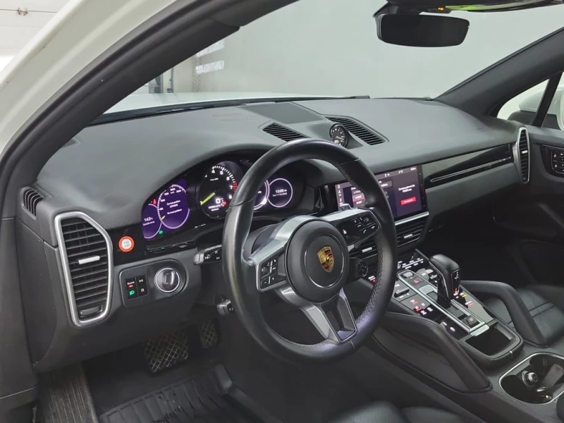 Porsche Cayenne E HYBRID  CARFAX, снимка 9 - Автомобили и джипове - 52471294