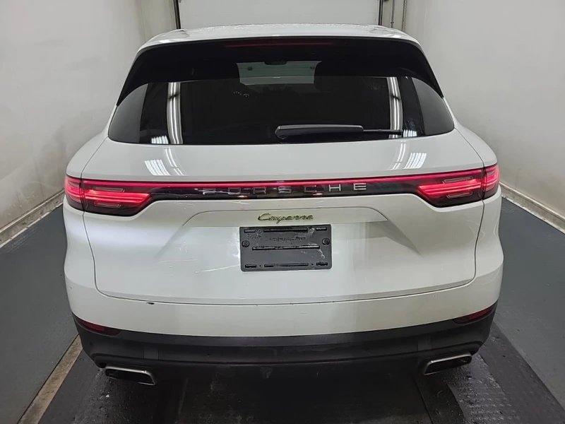 Porsche Cayenne E HYBRID  CARFAX, снимка 6 - Автомобили и джипове - 52471294