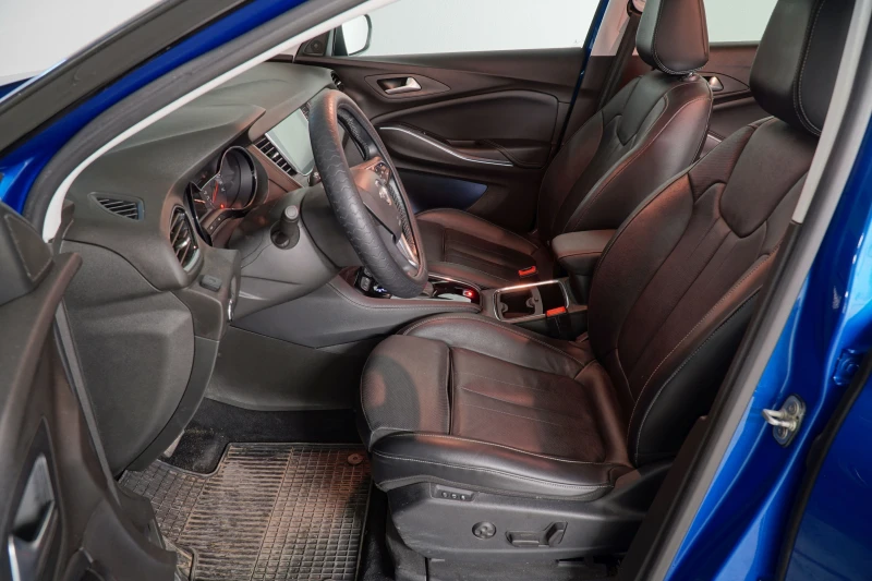 Opel Grandland X Ultimate с всички екстри за модела + газова с-ма, снимка 8 - Автомобили и джипове - 52479020