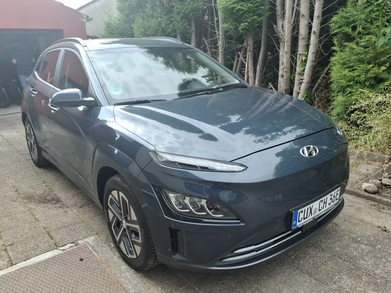 Hyundai Kona 64KWh/TREND/ГАРАНЦИЯ/SOH100%/BLUELINK/2022г.