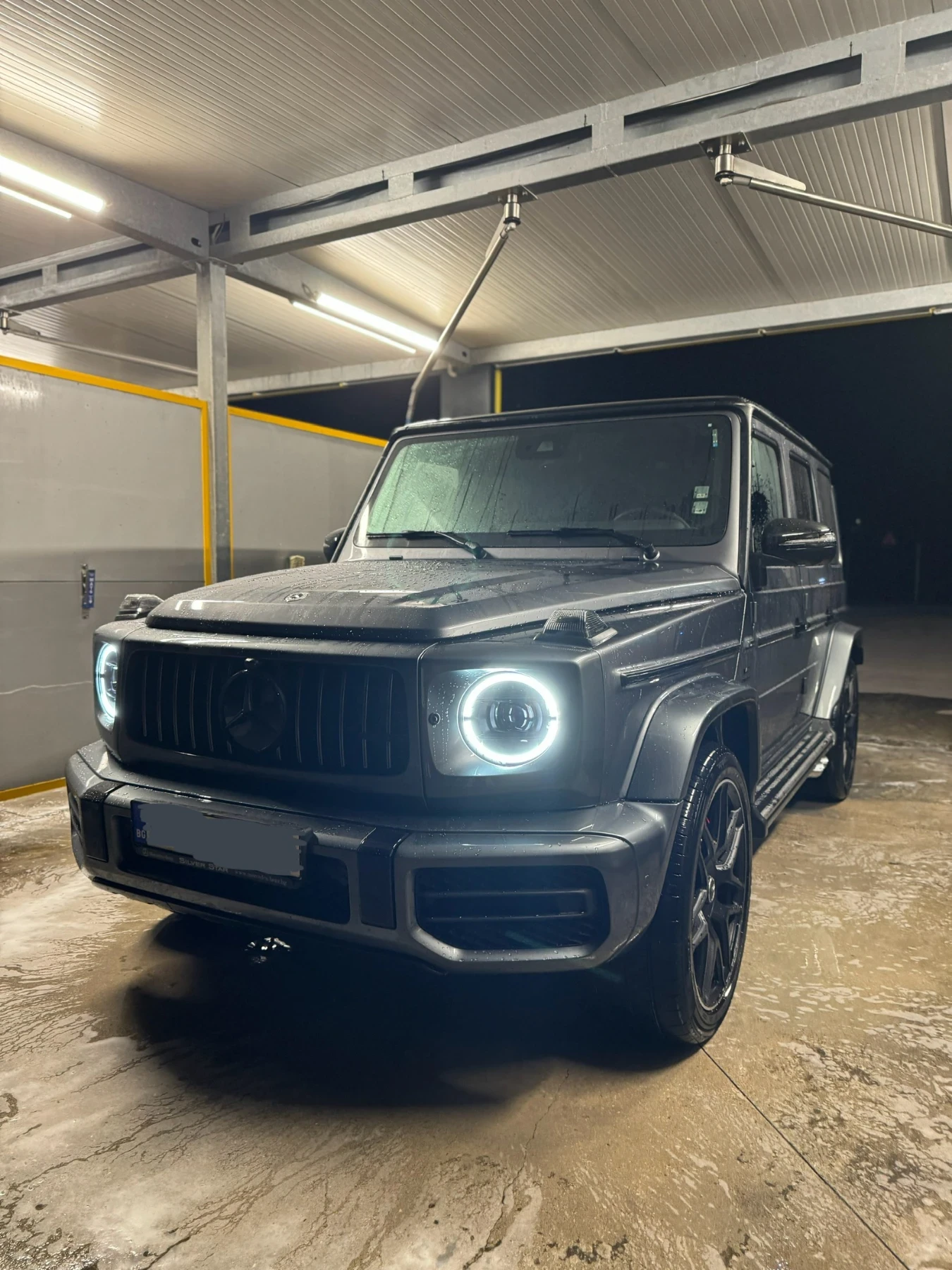 Mercedes-Benz G 63 AMG MANUFACTUR* 3D Burmester* 360* ГАРАНЦИЯ  - изображение 5