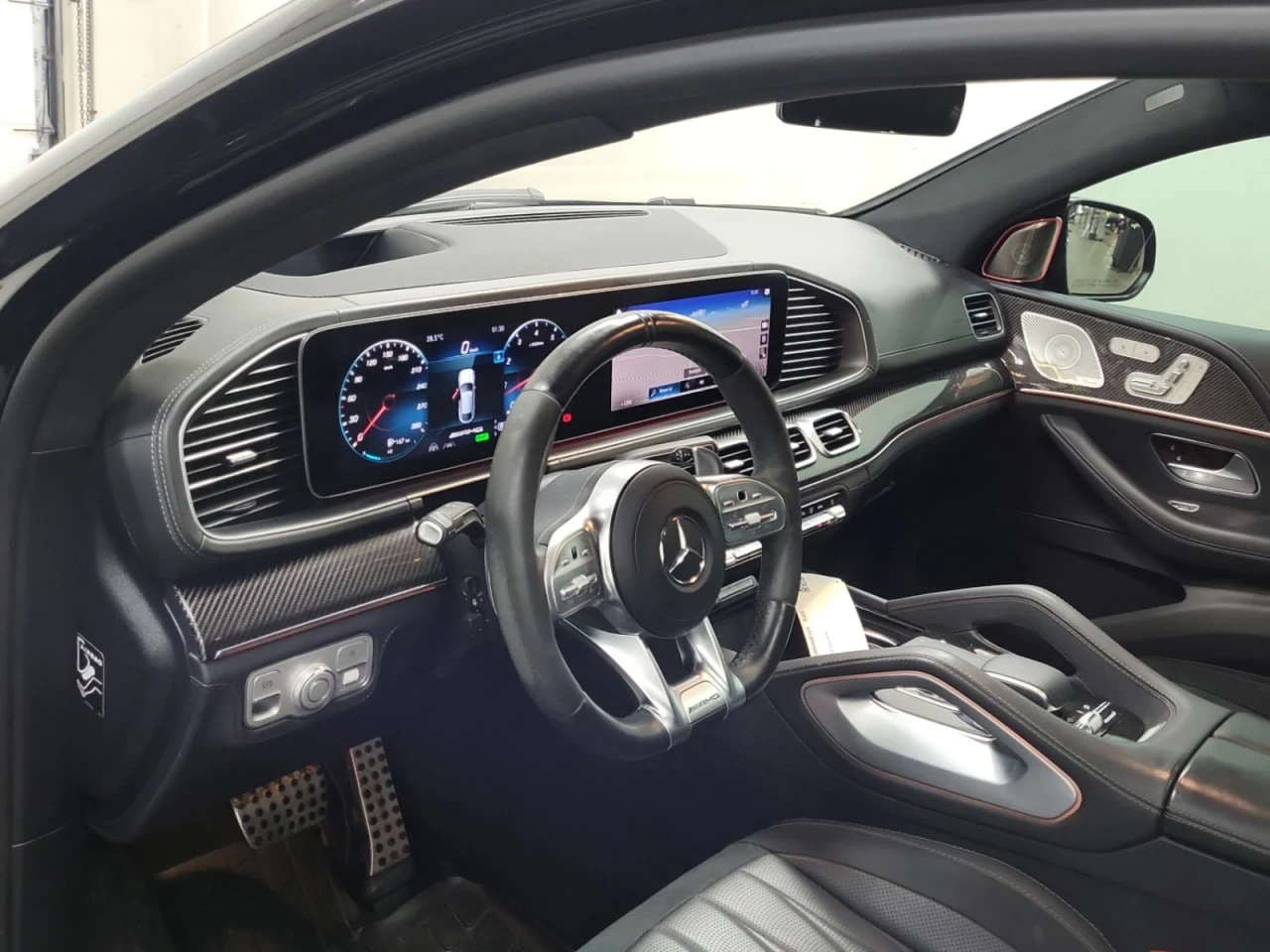 Mercedes-Benz GLE 63 S AMG * CARFAX * АВТО КРЕДИТ * ЦЕНА ДО БГ! - изображение 9