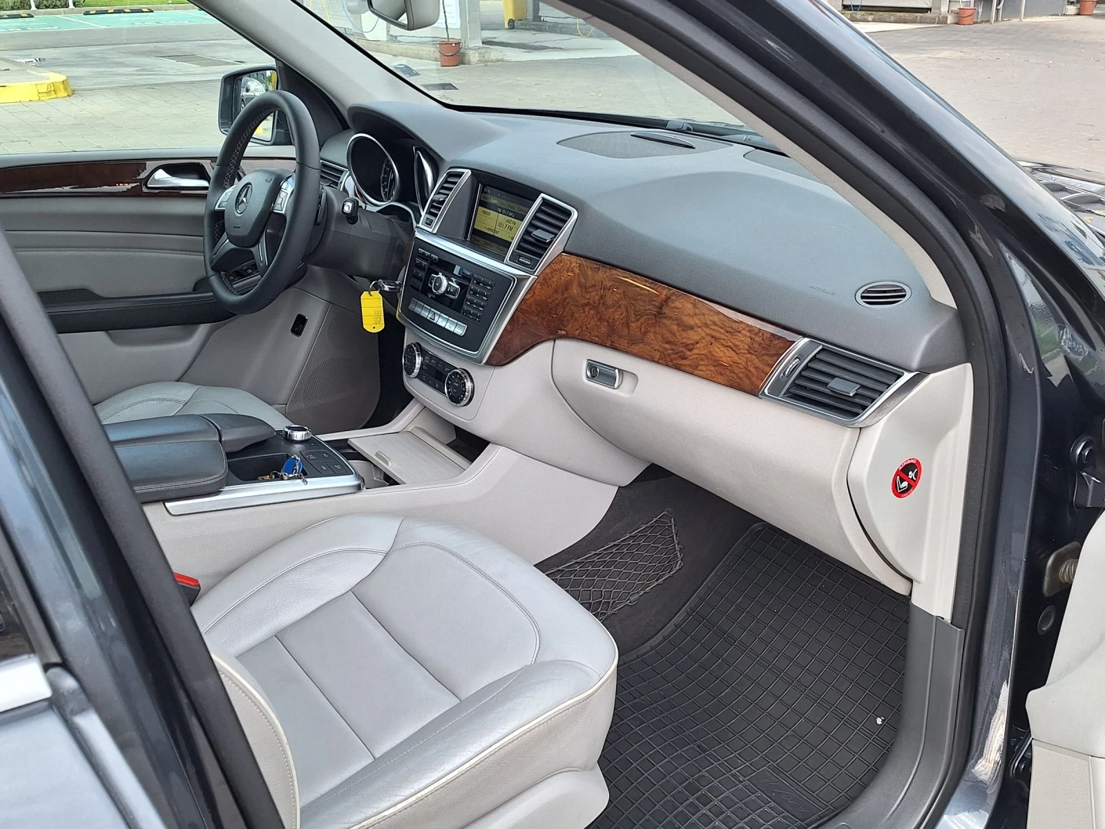 Mercedes-Benz ML 350 6.3.AMG PAKET. - изображение 10