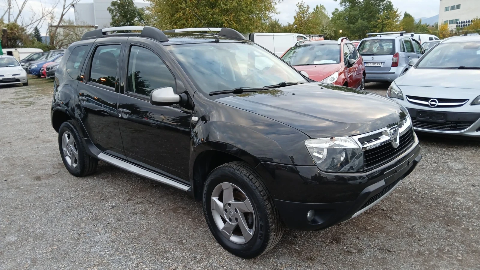Dacia Duster 1, 6i ГАЗ - изображение 2
