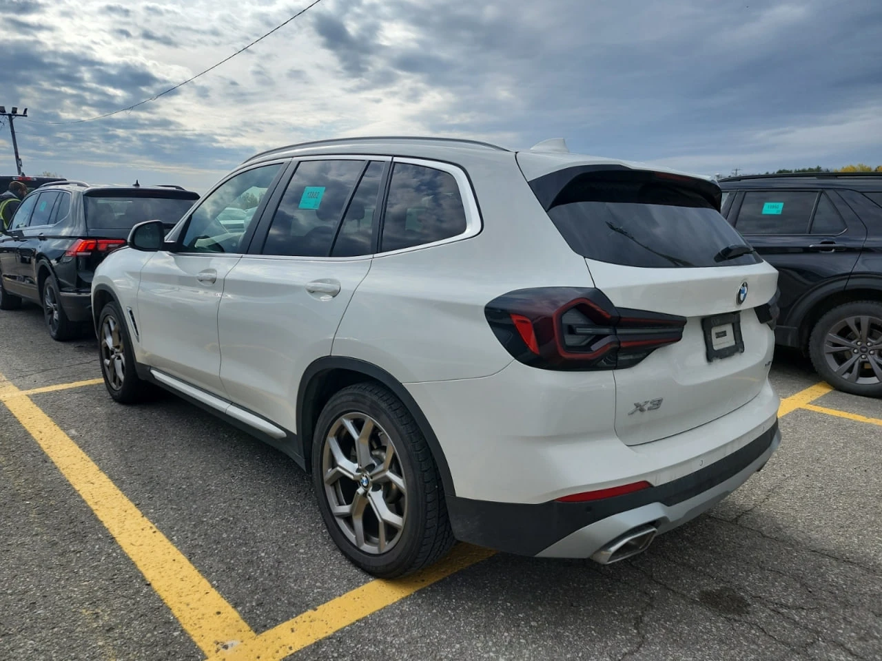 BMW X3 * АВТО КРЕДИТ* ЦЕНА ДО БГ * Сервизна история *  - изображение 4