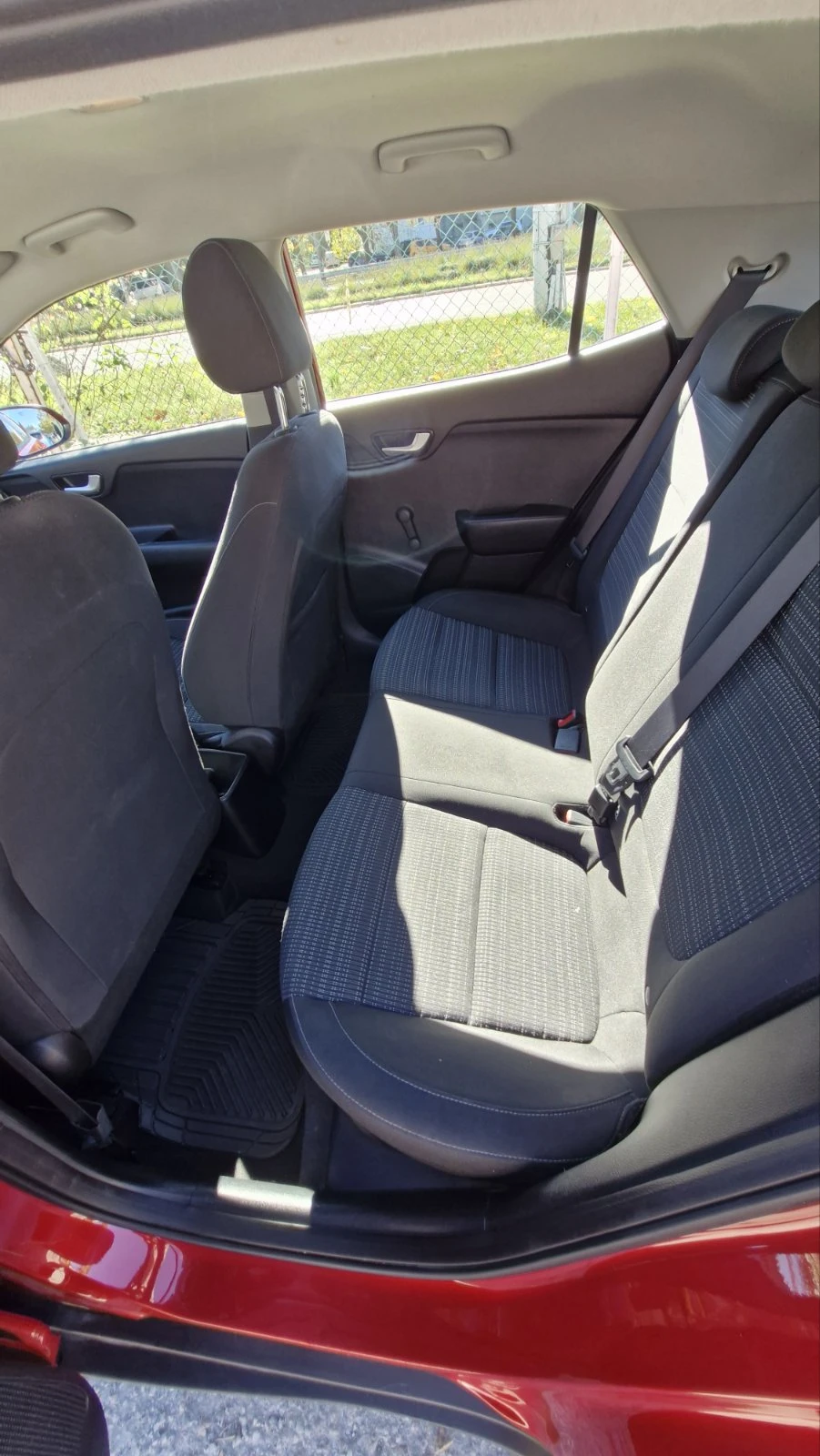Kia Stonic | Mobile.bg � ����������� 15