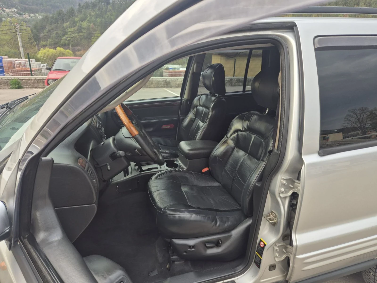 Jeep Grand cherokee 2.7CDI Mercedes , снимка 13 - Автомобили и джипове - 54258735