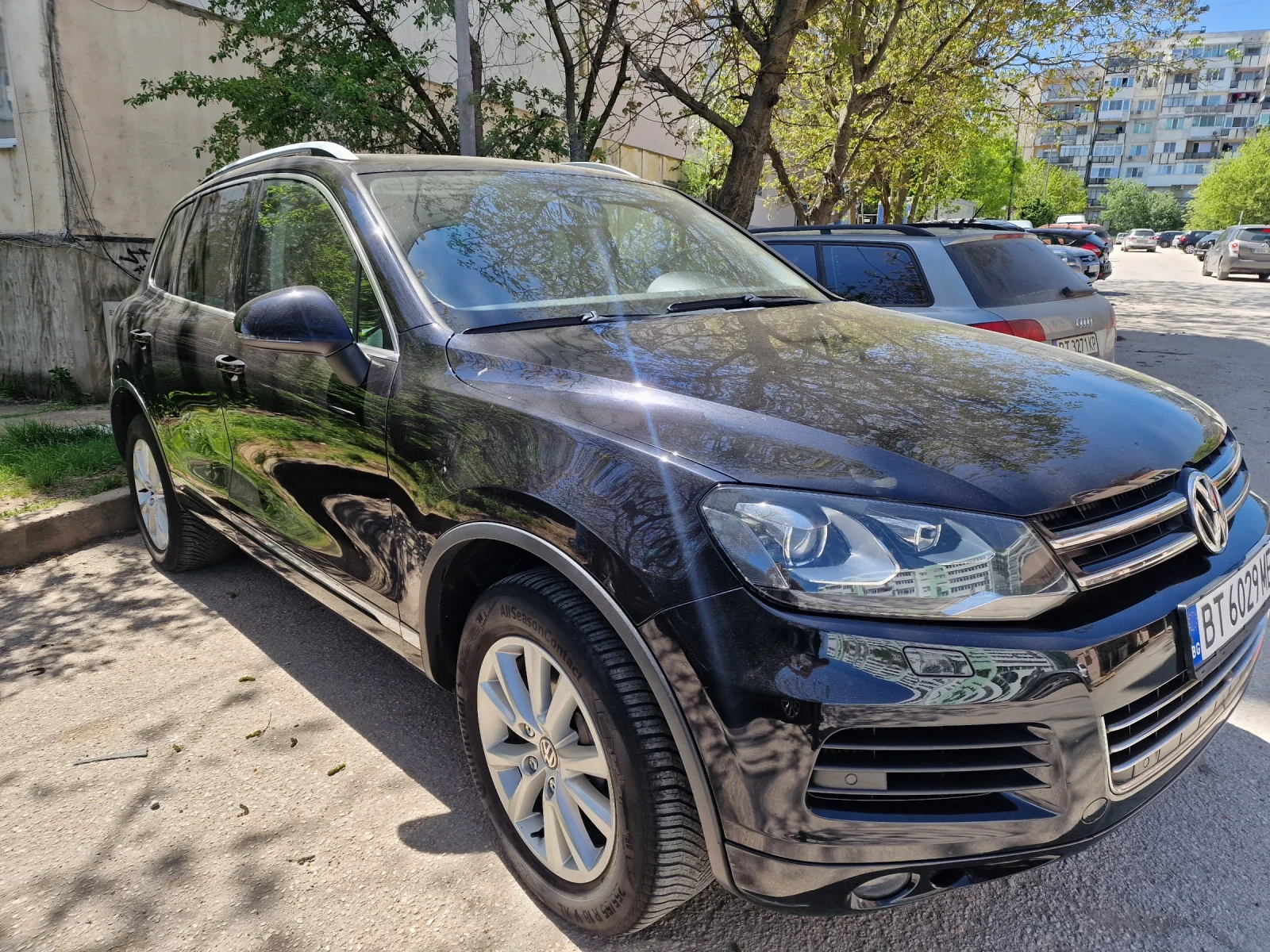 VW Touareg Джип, снимка 5 - Автомобили и джипове - 54437898