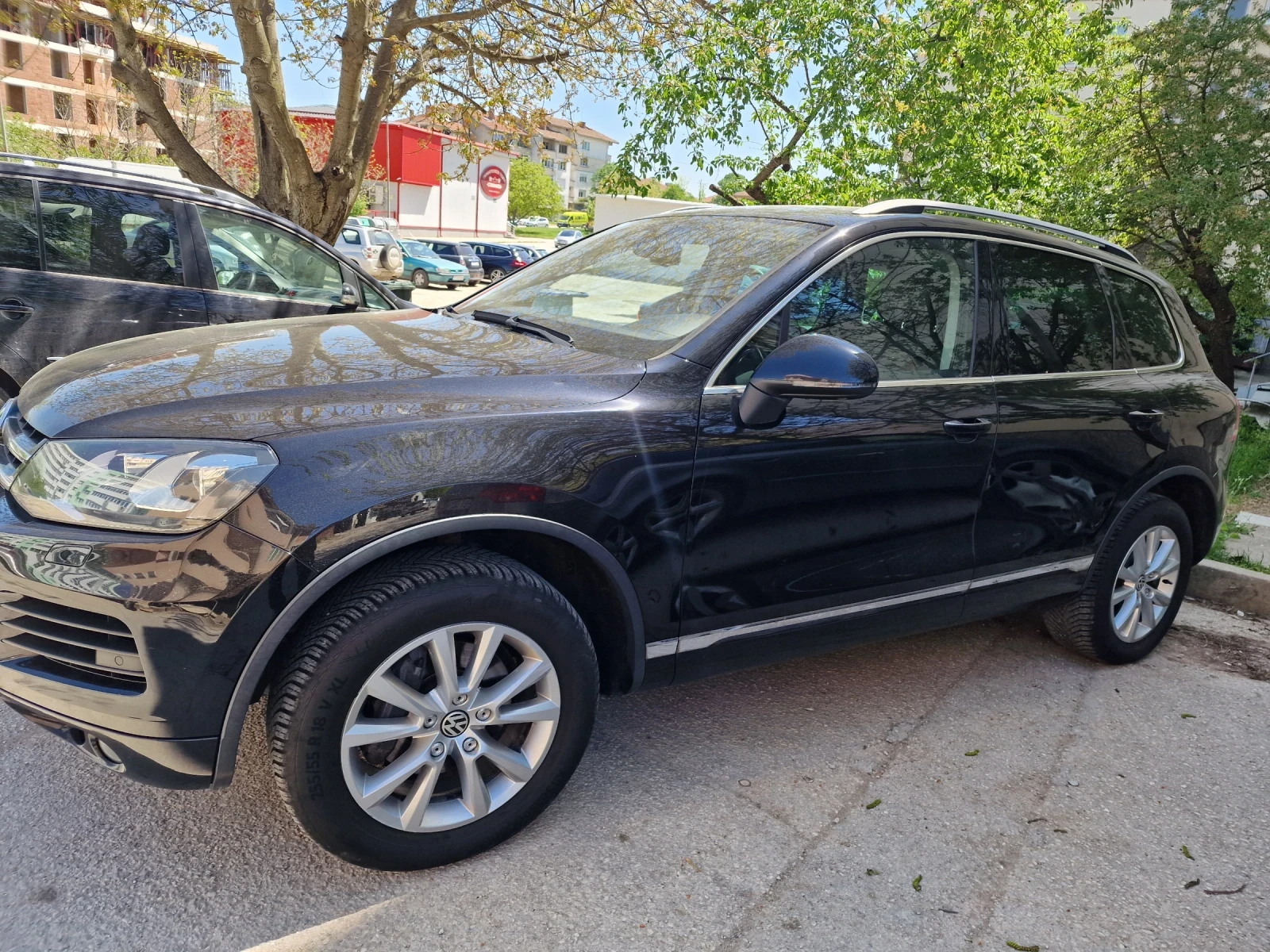 VW Touareg Джип, снимка 6 - Автомобили и джипове - 54437898