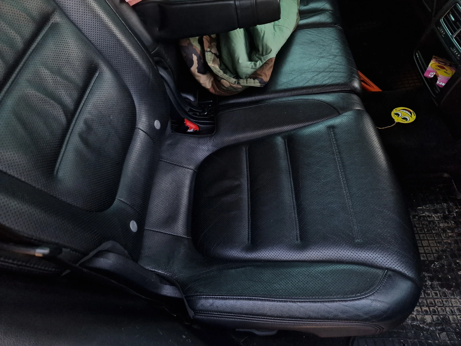 VW Touareg Джип, снимка 8 - Автомобили и джипове - 54437898