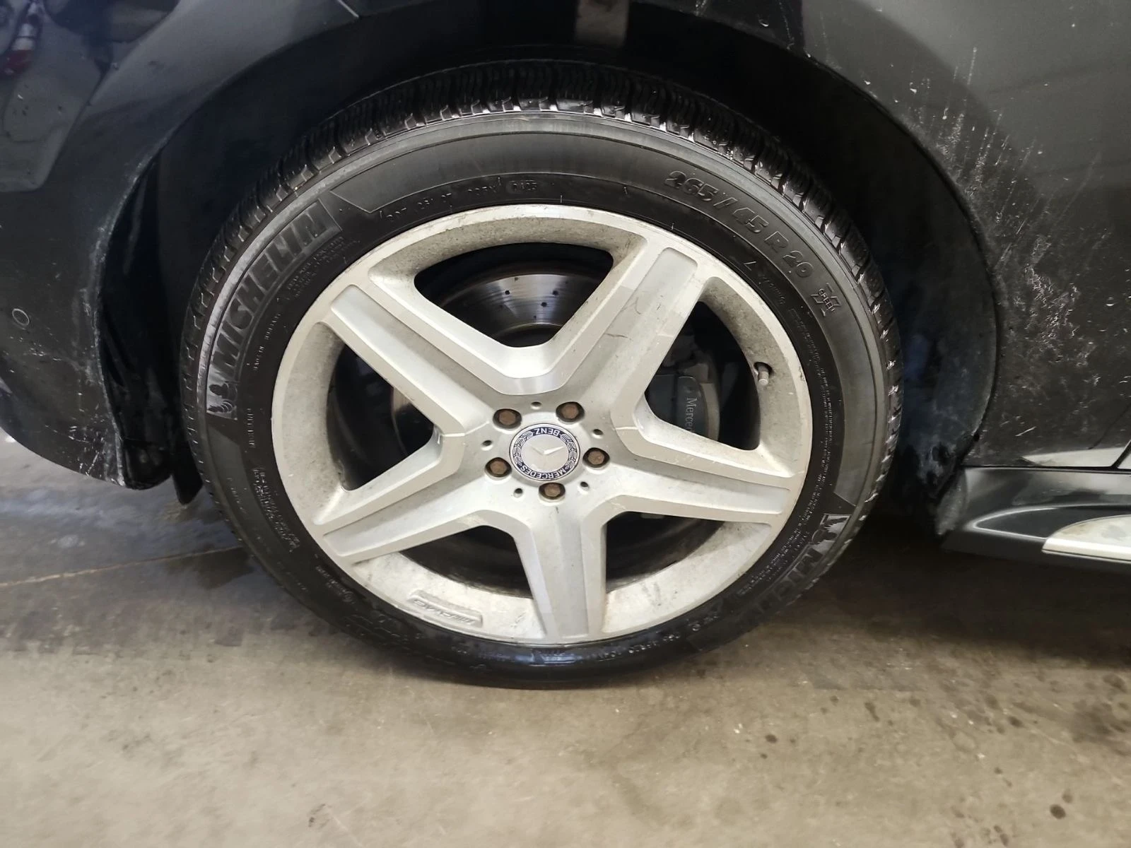 Mercedes-Benz ML 350 Amg-pkg* BLUETEC* Pano* 360* H&k* Подгрев* , снимка 4 - Автомобили и джипове - 55090035