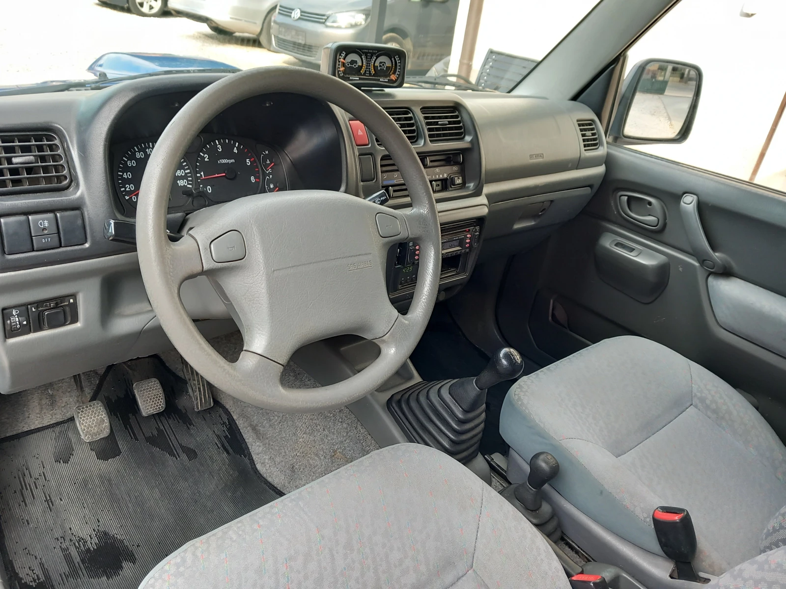 Suzuki Jimny 1.5d 4x4 | Mobile.bg � ����������� 12