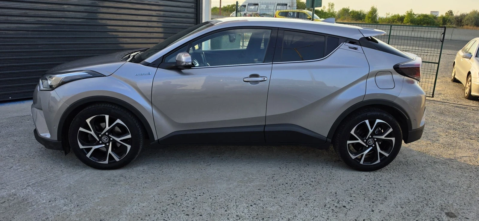 Toyota C-HR 1.8 hybrid , снимка 7 - Автомобили и джипове - 55817856