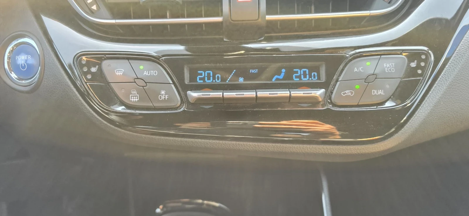 Toyota C-HR 1.8 hybrid , снимка 14 - Автомобили и джипове - 55817856