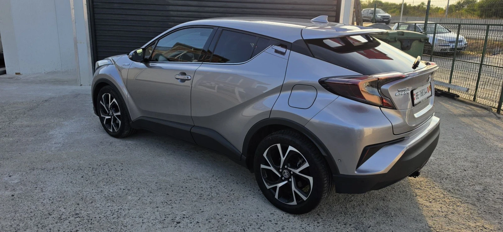 Toyota C-HR 1.8 hybrid , снимка 4 - Автомобили и джипове - 55817856