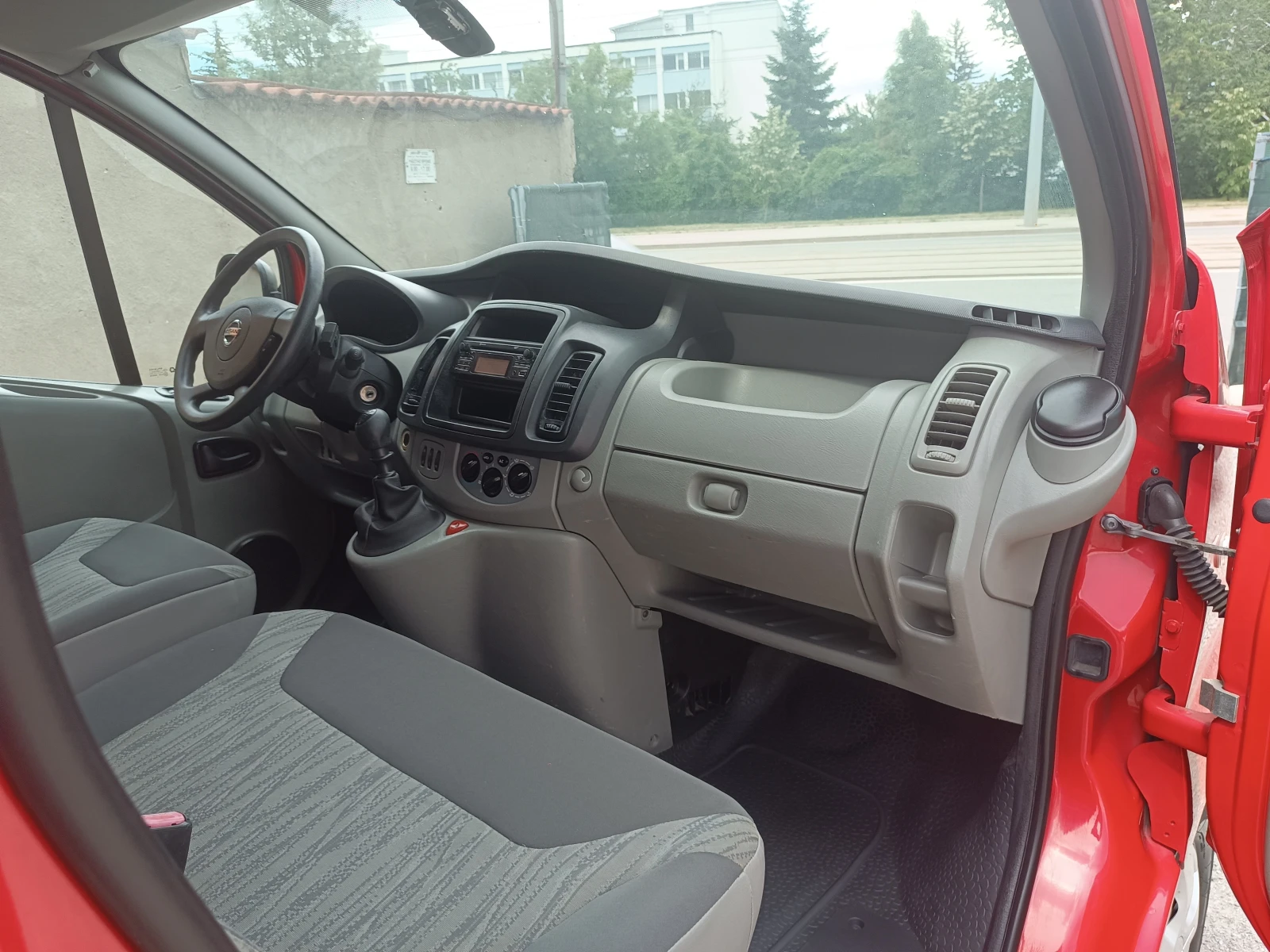 Nissan Primastar 2.0 DCI 90k.c-EURO 5B , снимка 9 - Бусове и автобуси - 54874733