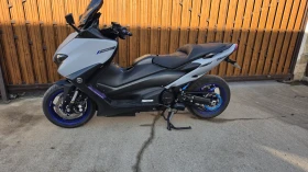 ����� �� �������� �� Yamaha T-max 560 abs tcs termignoni