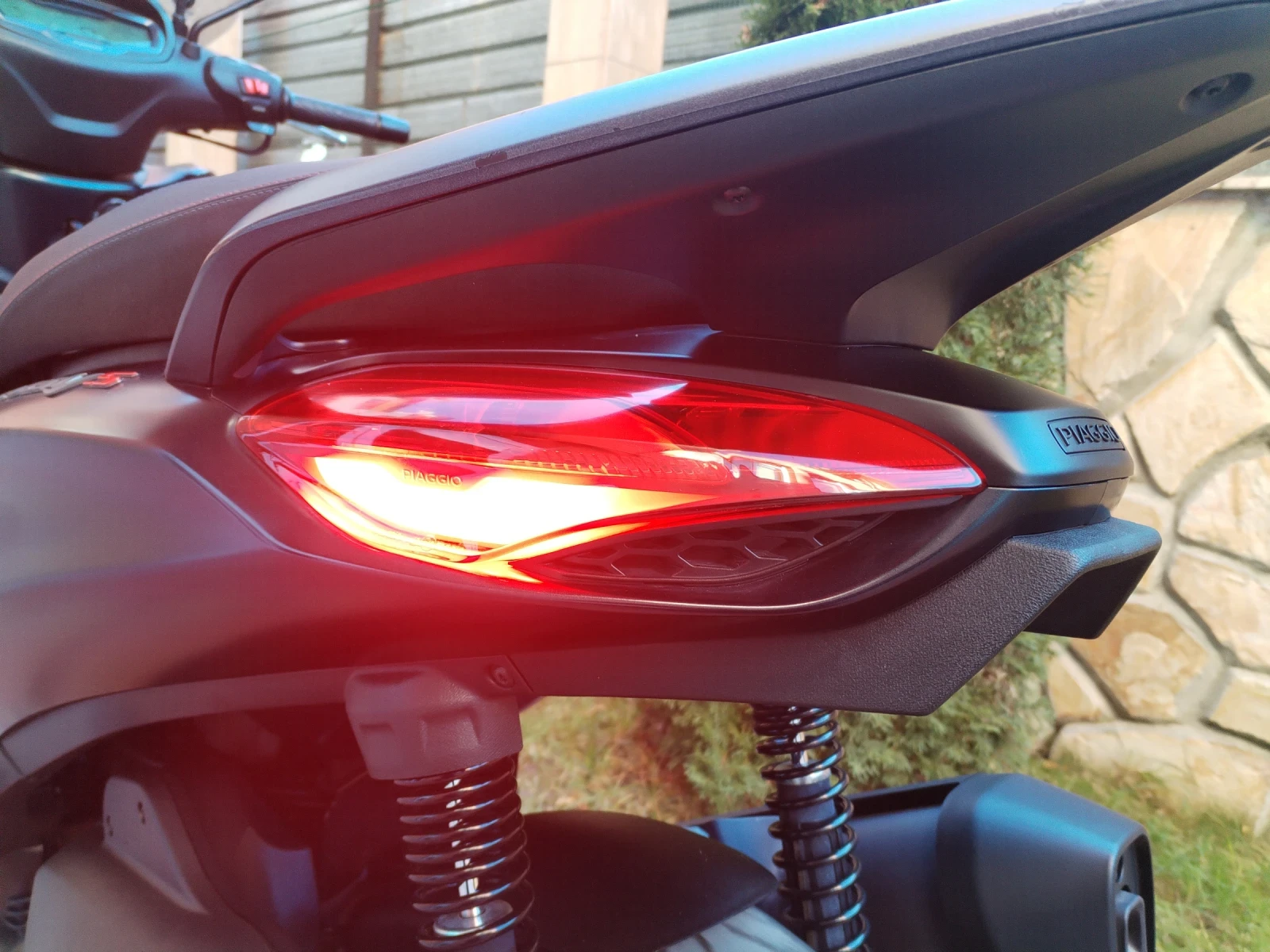 Piaggio Beverly 300HPE S ABS ASR NOV!!!  | Mobile.bg   12