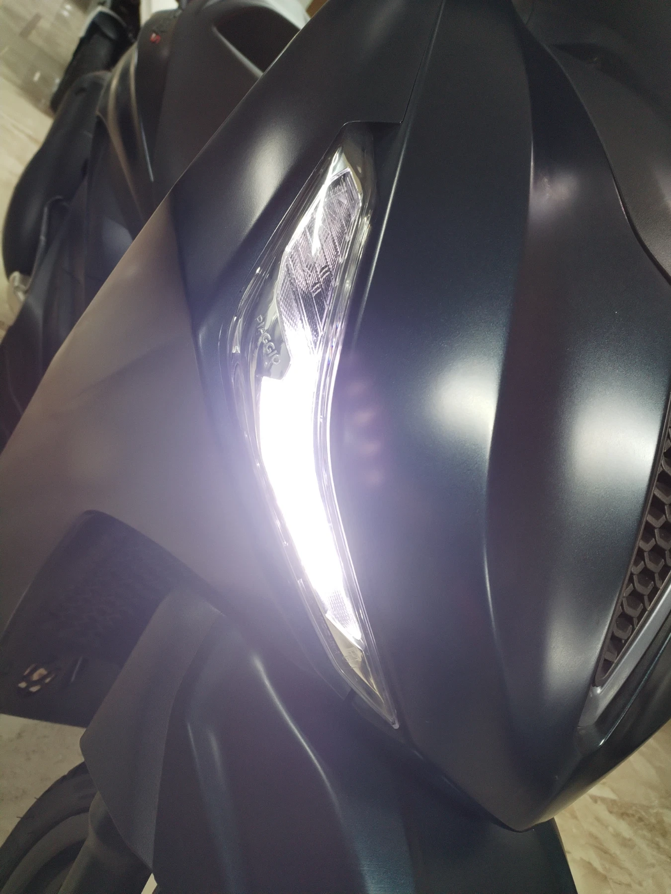 Piaggio Beverly 300HPE S ABS ASR NOV!!!  | Mobile.bg   14