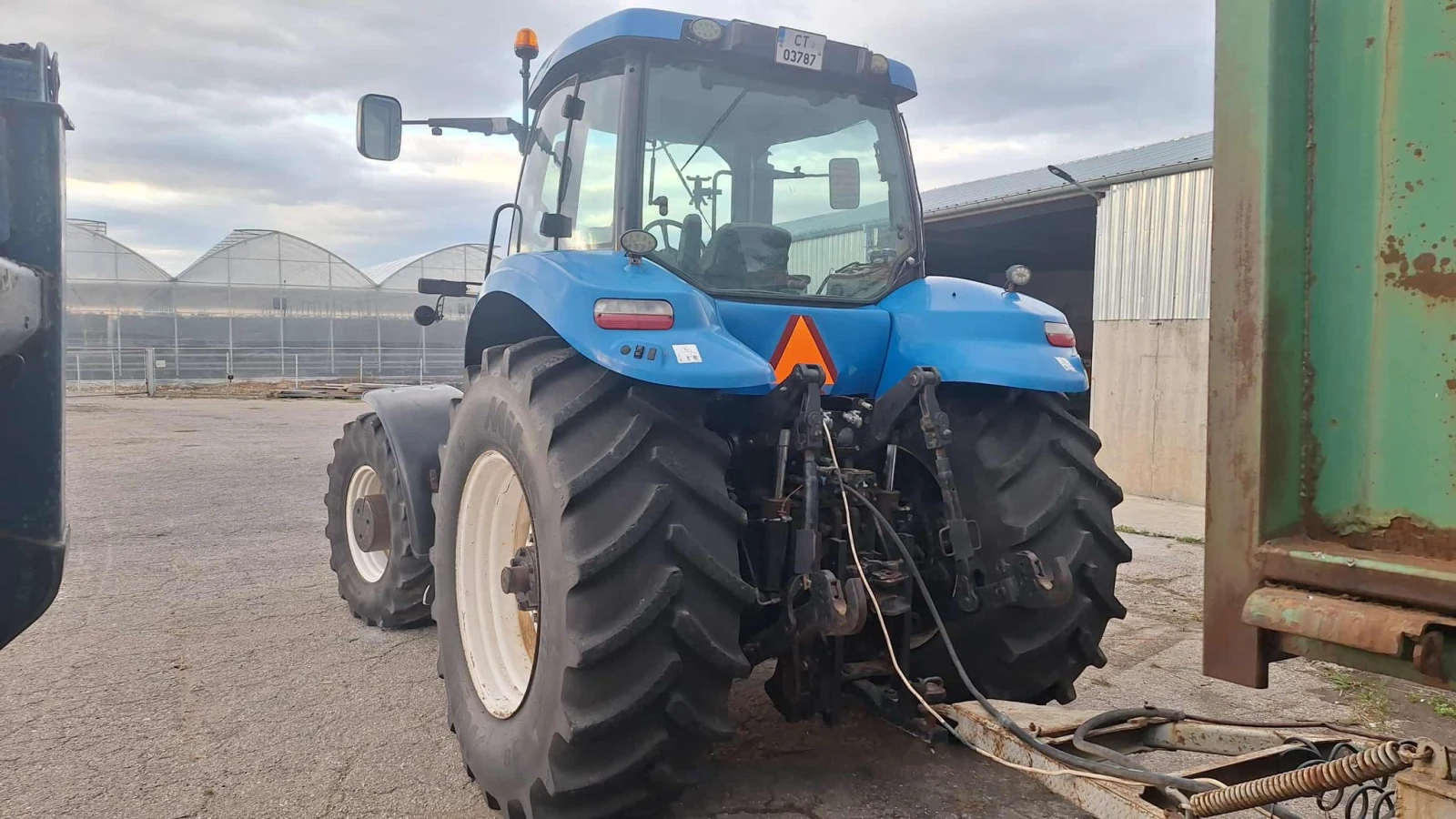 Трактор New Holland T8050  - изображение 2