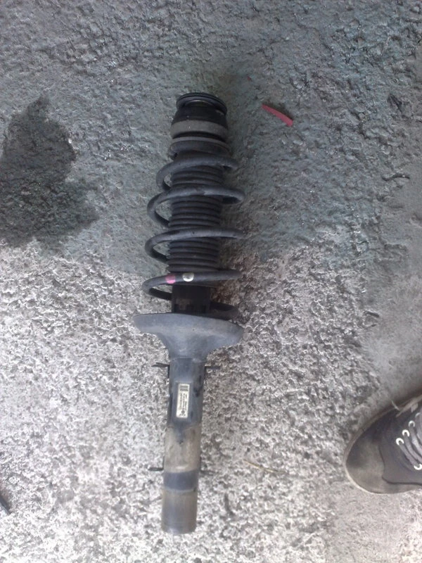 Преден десен макферсон за Ауди А3 125к.с 97г.