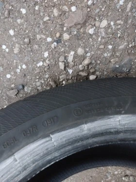 Гуми Зимни 235/55R18, снимка 8