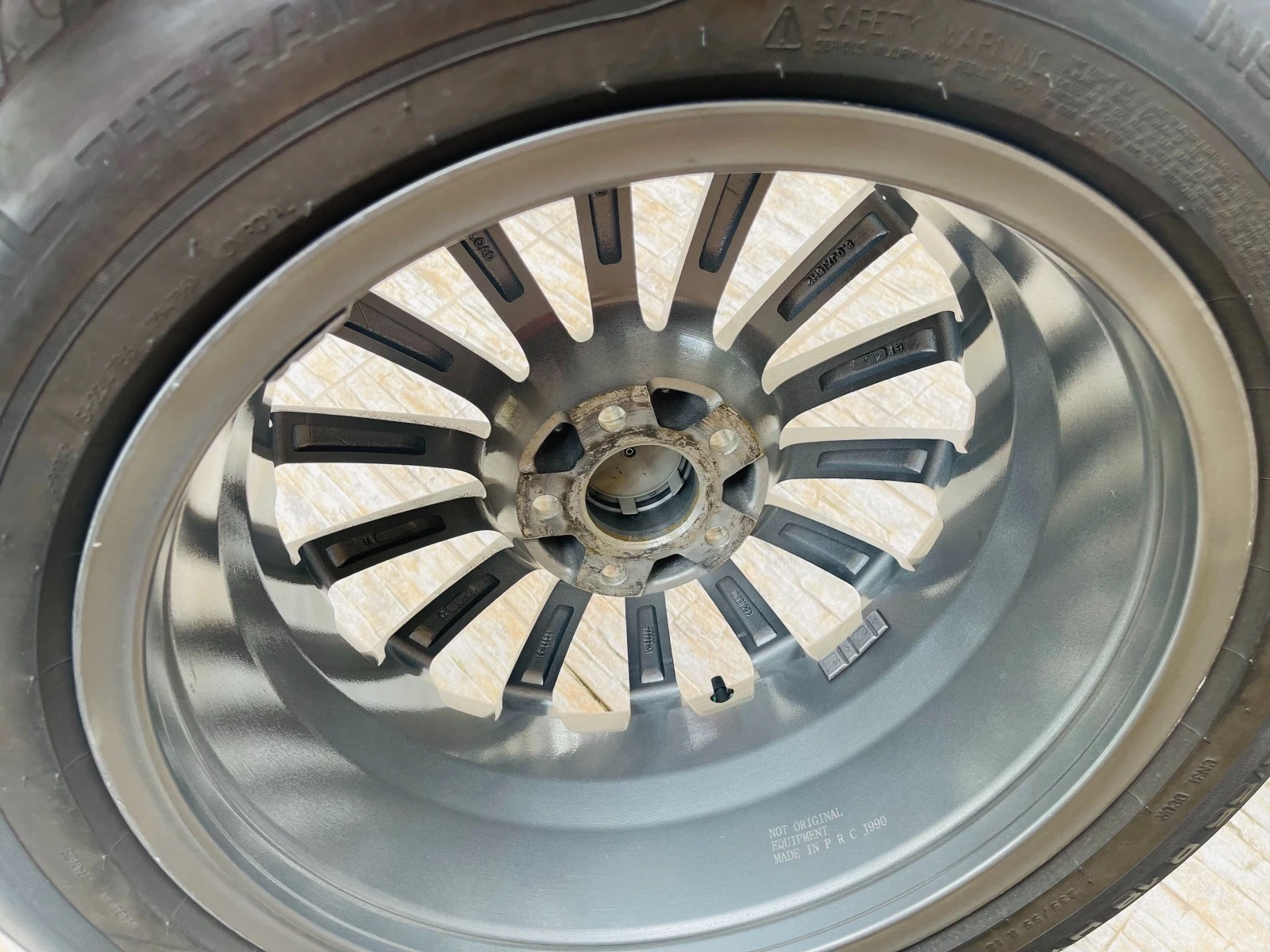    235/55R18  Mercedes-Benz GLC | Mobile.bg   6