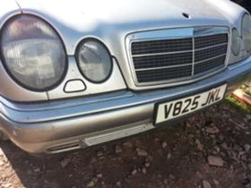 Mercedes-Benz E 320 CDI, снимка 2