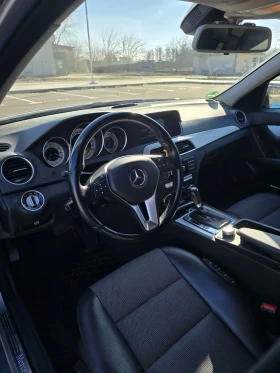 Mercedes-Benz C 220, снимка 8