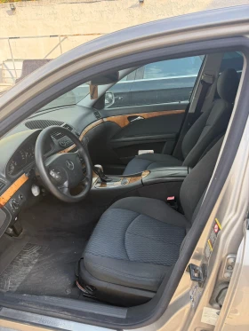 Mercedes-Benz E 220, снимка 7