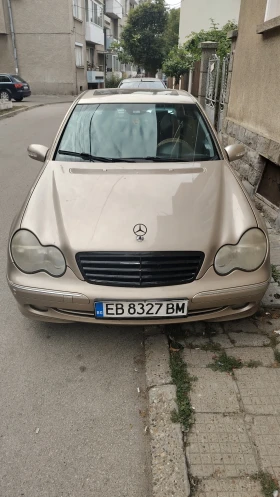 Обява за продажба на Mercedes-Benz C 220 W203 ~3 840 лв. - изображение 1