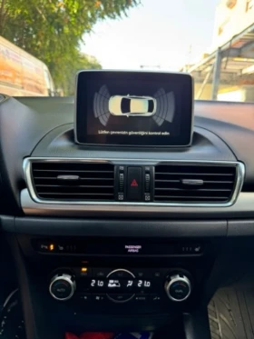 Mazda 3 Mazda3 2.2 diesel Germany! HEAD-UP! - 9200 € / 17993.64 лв. - 61978586 17