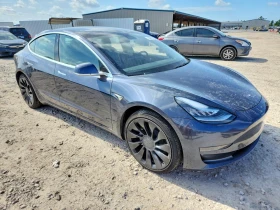������ Tesla Model 3