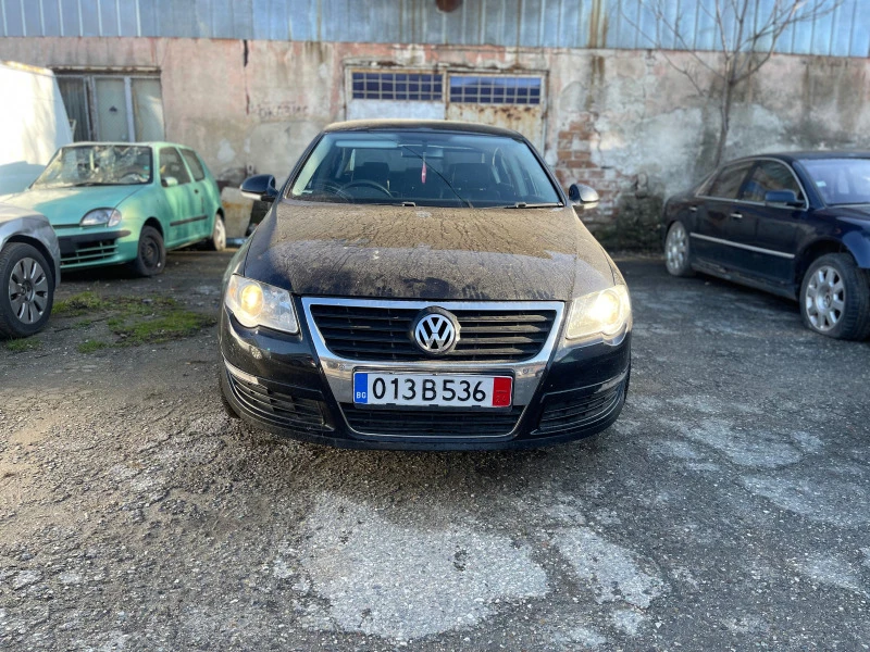 VW Passat 2.0tdi BKP 140hp НА ЧАСТИ, снимка 1 - Автомобили и джипове - 47593989