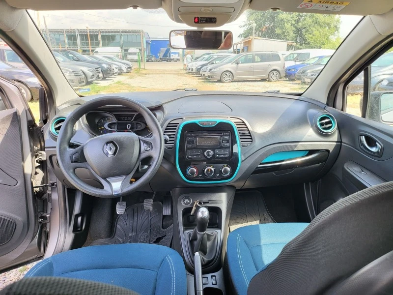 Renault Captur, снимка 11 - Автомобили и джипове - 46385756