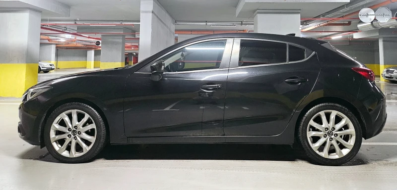 Mazda 3 Skyactiv 2.2D 150hp, снимка 6 - Автомобили и джипове - 47551226