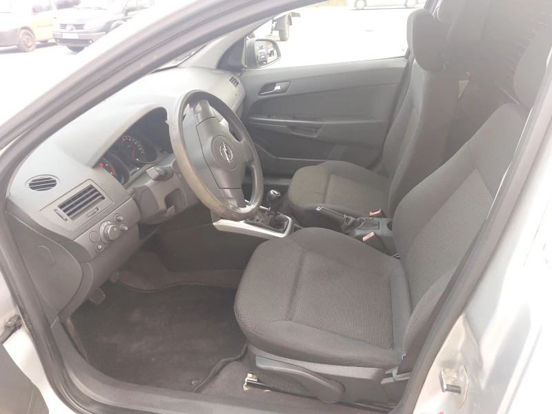 Opel Astra, снимка 8 - Автомобили и джипове - 52334643