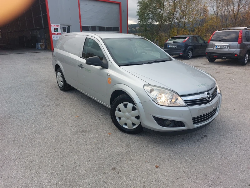 Opel Astra, снимка 2 - Автомобили и джипове - 52334643