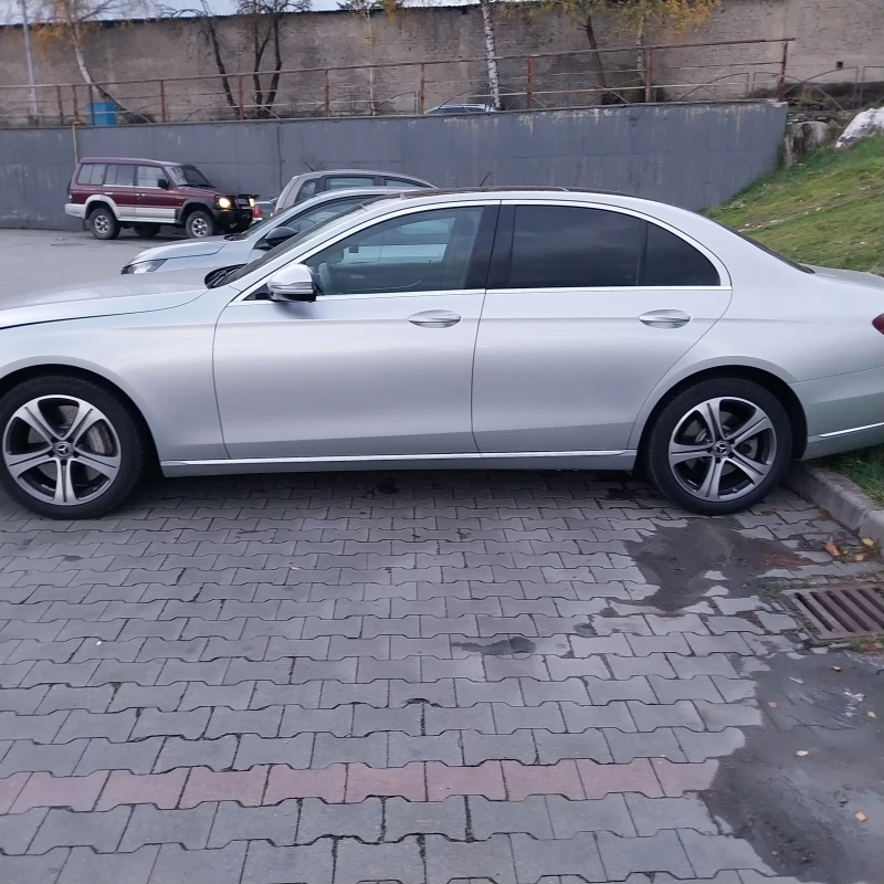 Mercedes-Benz E 350, снимка 12 - Автомобили и джипове - 52615217