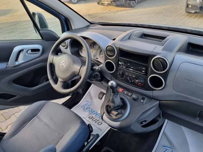 Citroen Berlingo 1.6i-90кс БЕНЗИН * 5 МЕСТА* ПАНОРАМА, снимка 12 - Автомобили и джипове - 52702706