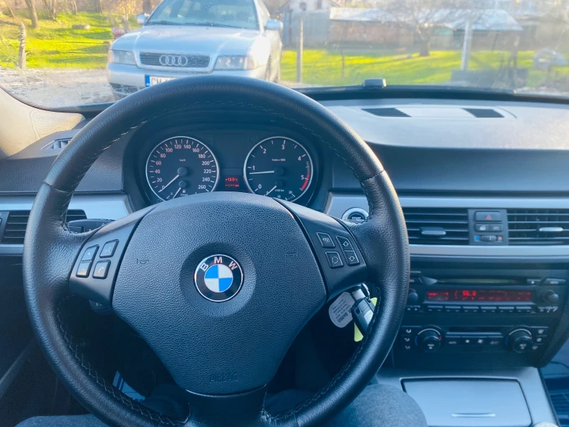 BMW 320 2.0 , 163к.с, снимка 10 - Автомобили и джипове - 52758192