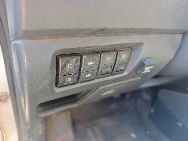 Mazda Premacy 1.8//115ks, снимка 9 - Автомобили и джипове - 53108223