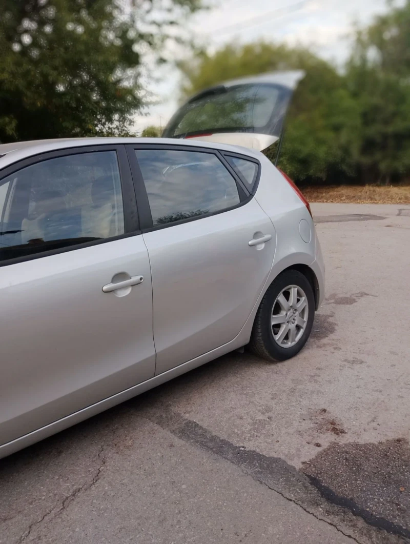 Hyundai I30, снимка 4 - Автомобили и джипове - 53261337