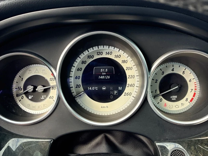 Mercedes-Benz CLS 550 AMG-PKG* 4M* 360View* Harman/Kardon* Обдух* Кeyles, снимка 8 - Автомобили и джипове - 53538339