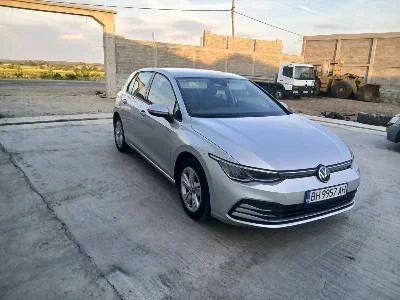 VW Golf 8 - изображение 2