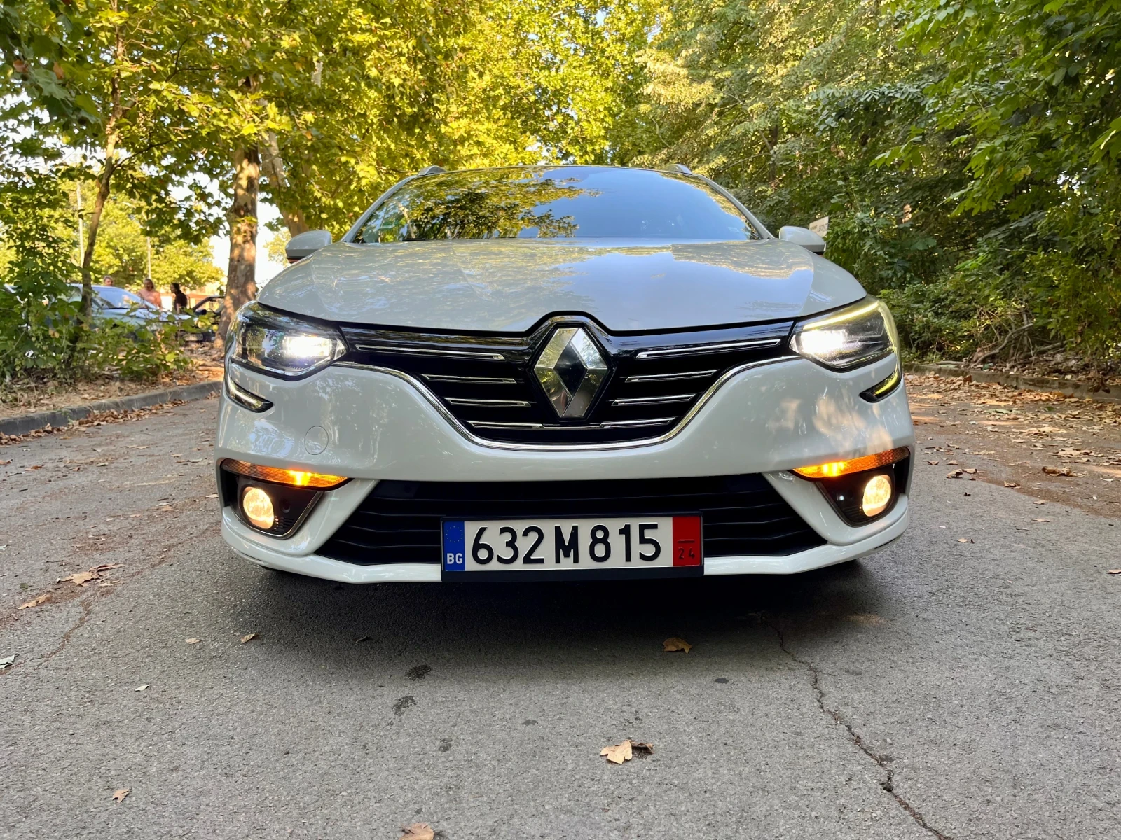 Renault Megane GrandTour/1.2TCe/EDC/LED/BOSE EDITION - изображение 5