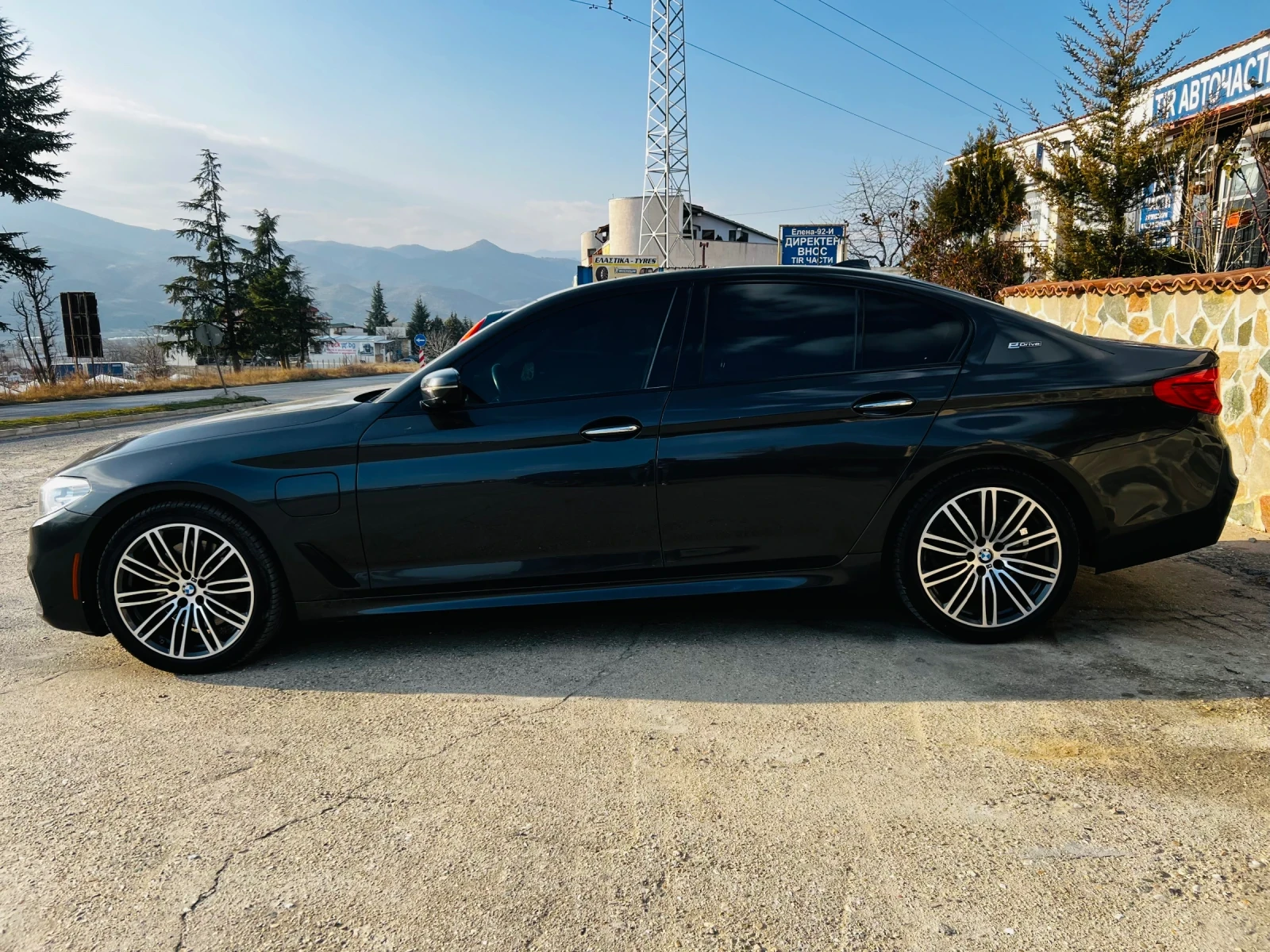 BMW 530E 530E/iPerformance/M-Pack/Distr/3D/M-Tock/360Cam/He | Mobile.bg   12