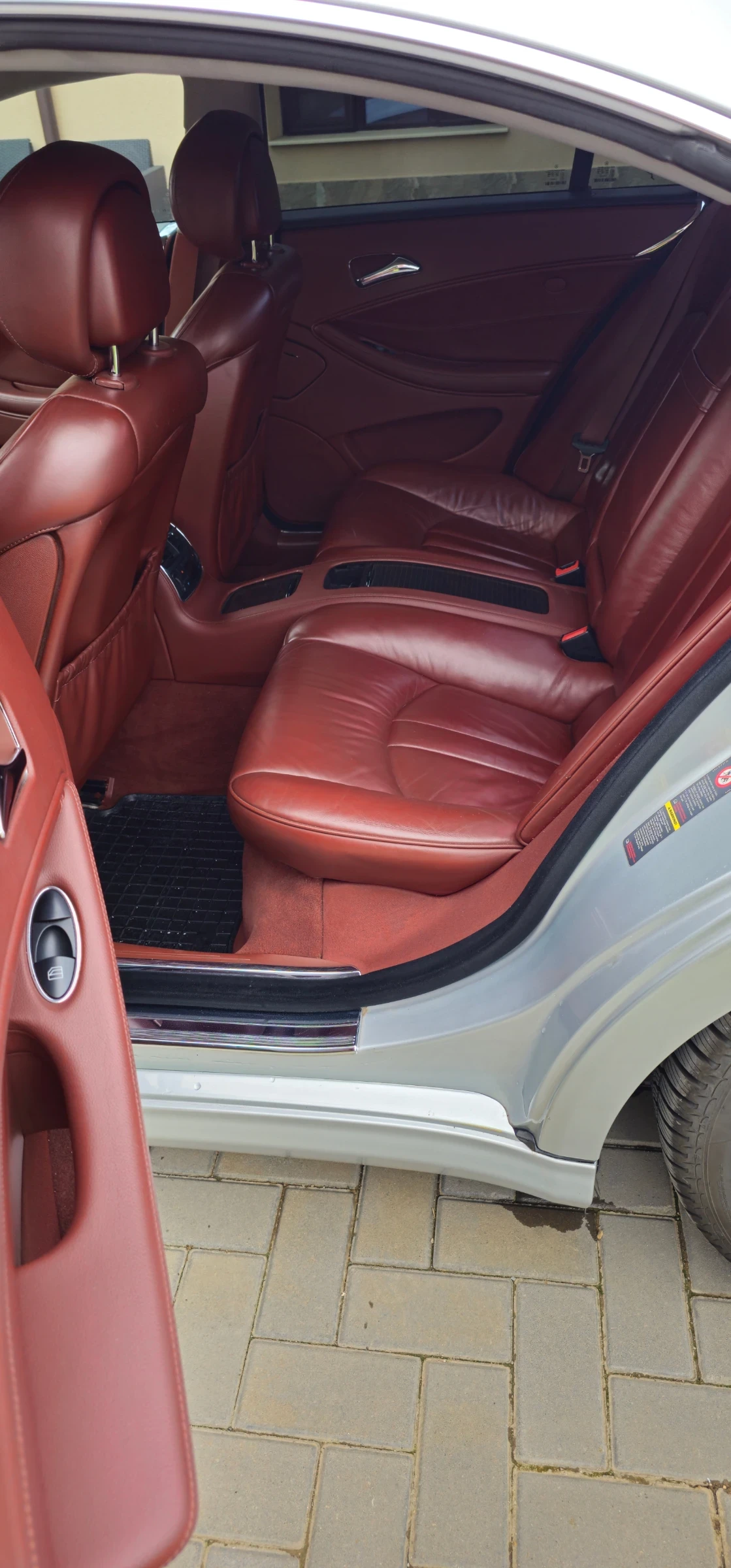 Mercedes-Benz CLS 350 AMG | Mobile.bg — изображение 16